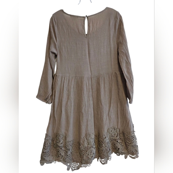 Entro Vintage Taupe Lace Dress Size Medium - Picture 2 of 7